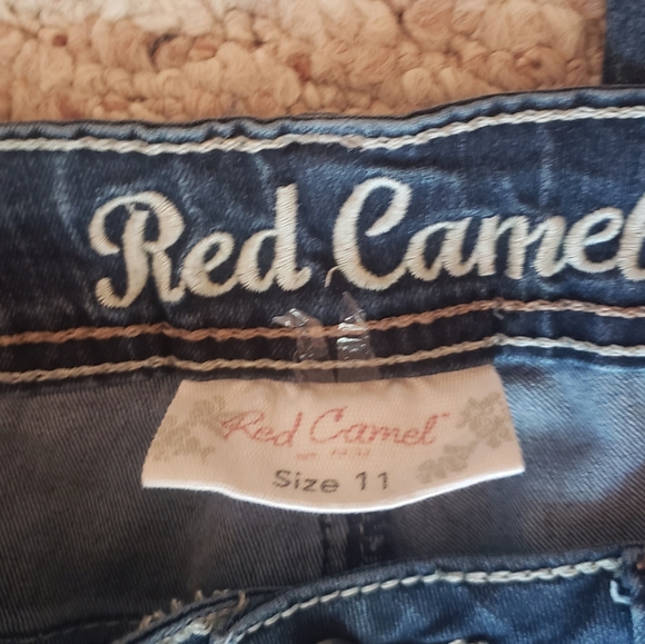Size 11 skinny jeans Red Camel - Picture 2 of 3